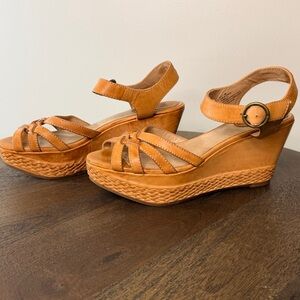 Frye Carlie Wedge Sandal